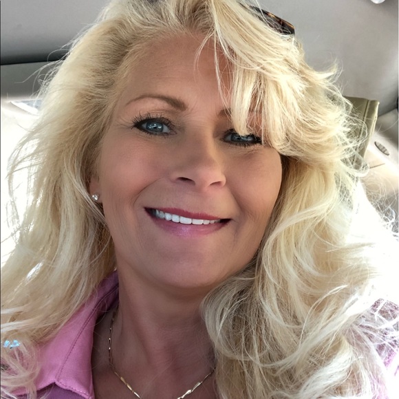 Meet your Posher, Dawn - Picture 5 of 13